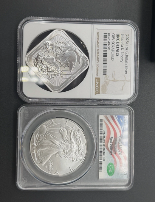 5 Slot NGC CAC Graded Coin Slab Holder Storage Case Compact Display Box